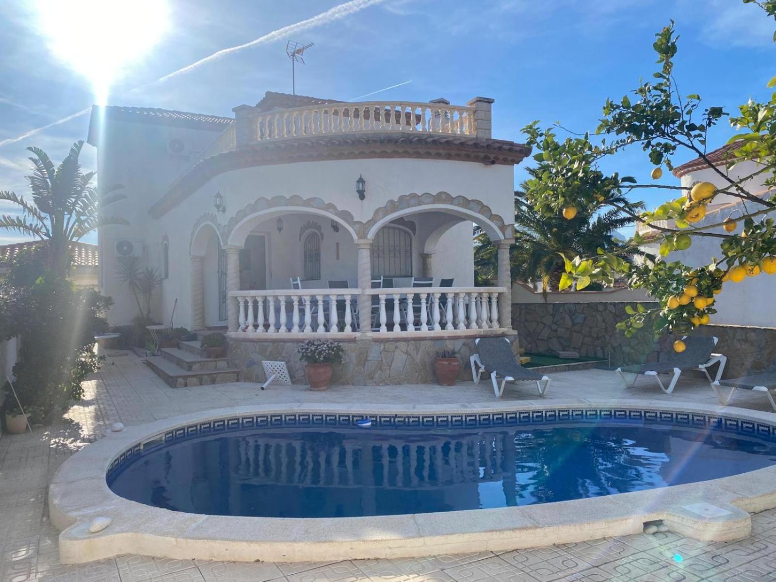 Вилла Casa Ricarda Миами-Плайя Экстерьер фото